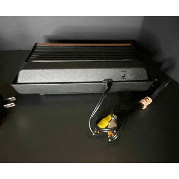 ATARI Flashback 5 Classic Game Console w 2 Wireless Controllers - Picture 3 of 7